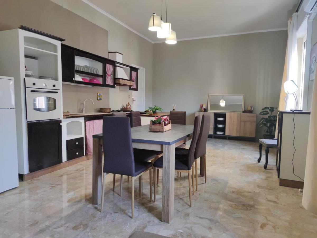 Appartamenti Ai Giardini Παλέρμο Δωμάτιο φωτογραφία